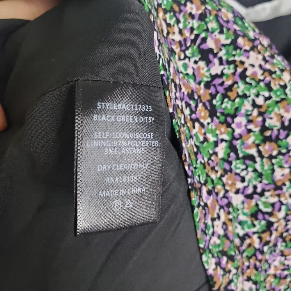 Astr label ditsy